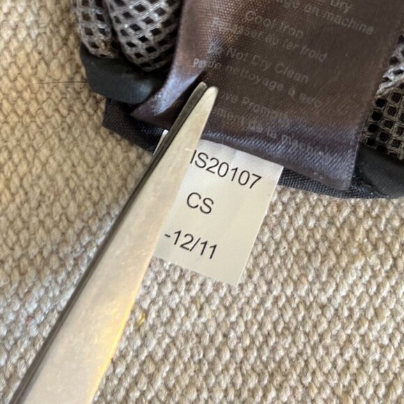 Merrell Men's Black Packable 1/2 Zip Pull-Over Security Zipper Rain Jacket Sz Lr - Picture 9 of 10